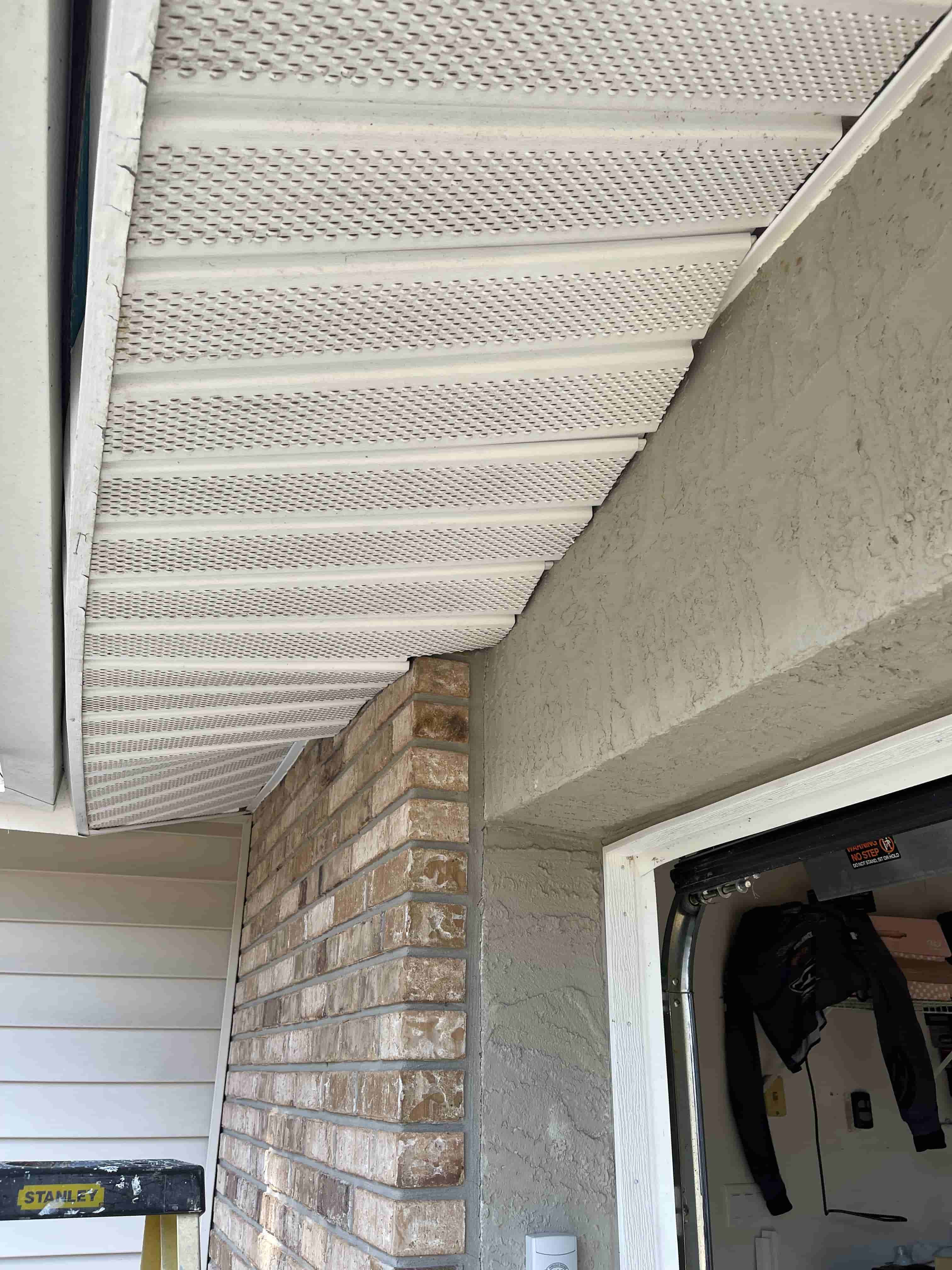 outdoor-ceiling-before
